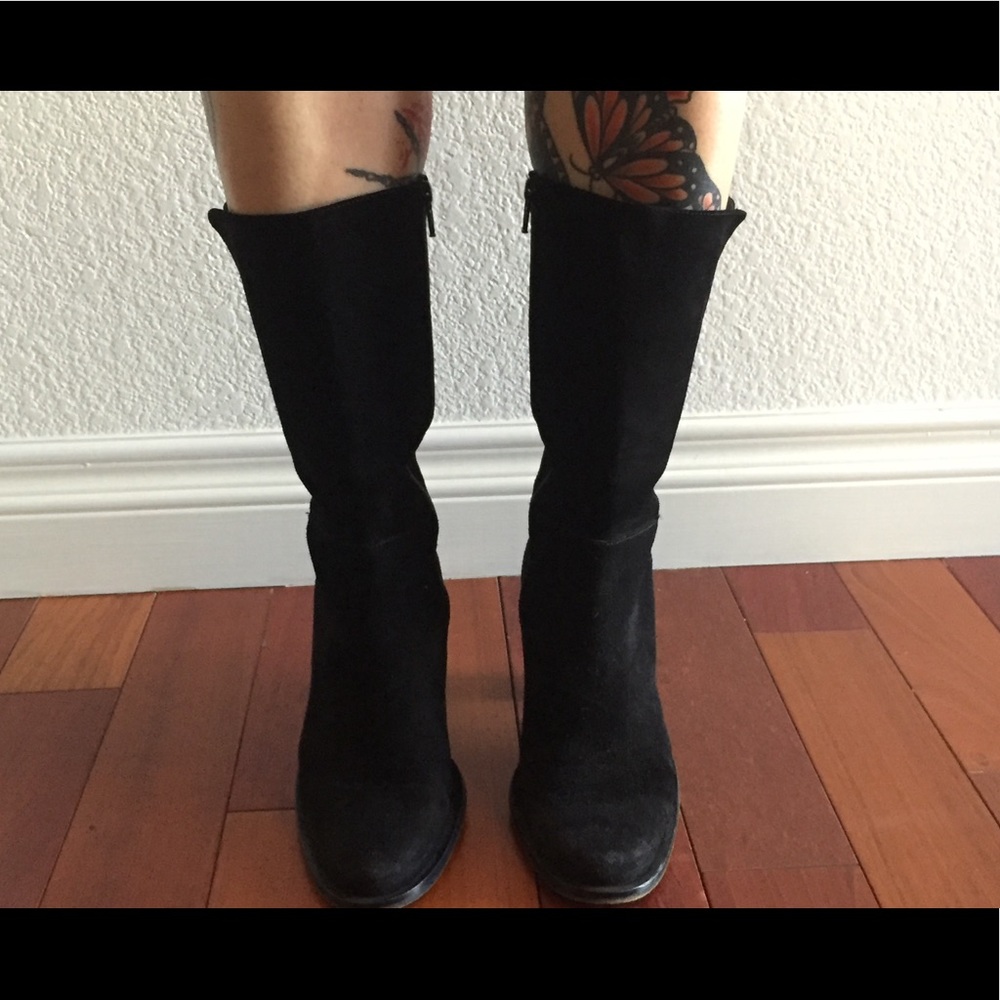 Vintage Banana Republic black Suede midi boot